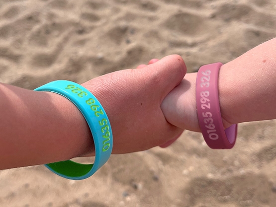 SOS Wristband for Children – Two-Tone