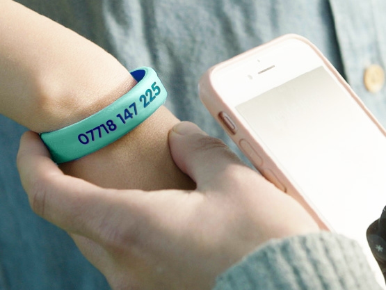 SOS Wristband for Children – Two-Tone