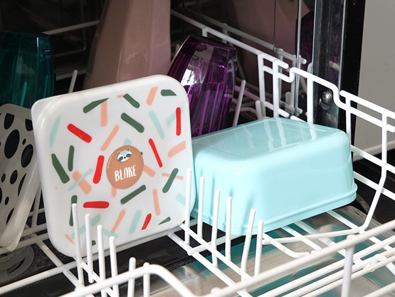 Round Name Stickers - Theme